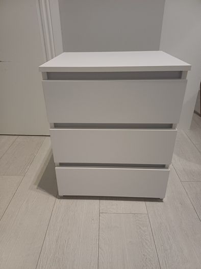Bedside table