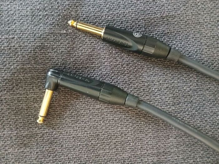 D'Addario Custom Series Instrument Cable, Right Angle, 20ft