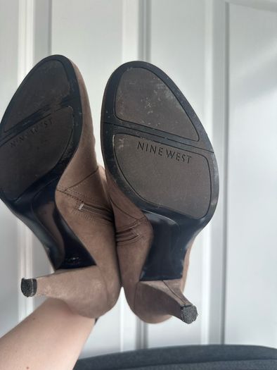 Nine West suede ankle boots -Sz 6
