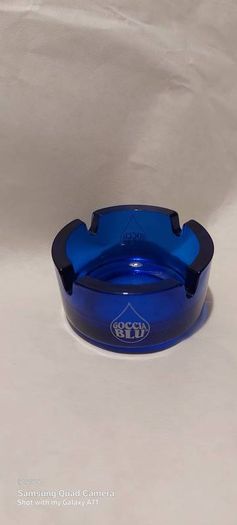 Goccia blu ,ashtray, very good condition see pictures for condition,,21euros price includes post to anywhere in Ireland thank you, or buyer collects cheaper,,,