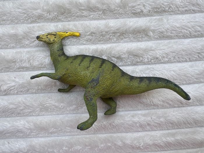 1988 Carnegie Collection Safari Parasaurolophus Dinosaur approx. 12.5 cm. Used Please see photos