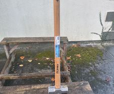 sledge hammer