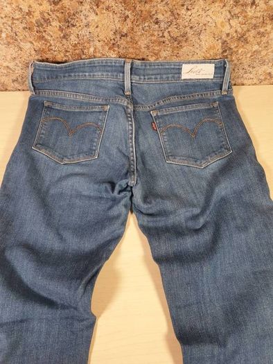 womens LEVI's San Francisco slight curve skinny dark blue denim jeans Size 6 W 28 L 30 zip fly