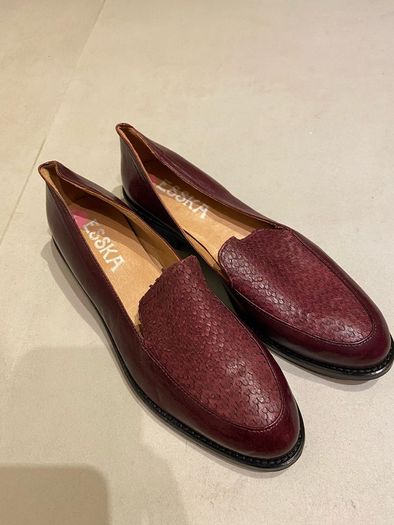 women shoes burgundy loafers designer Esska size 5 Brand New