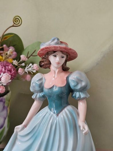 Coalport Ladies of Fashion 'Kathleen' Figurine