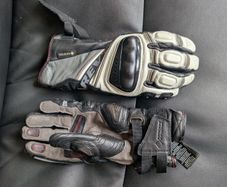 Revit Dominator 3 GTX Gore-tex Motorbike Gloves