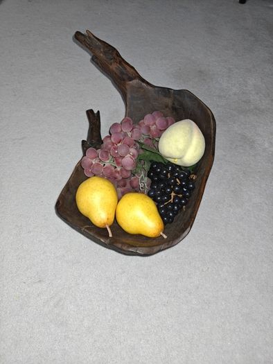 Hand carved Fruit Bowl