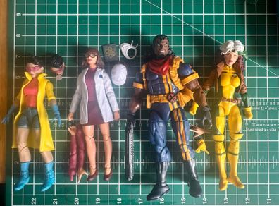 Marvel Legends Bundle of 4