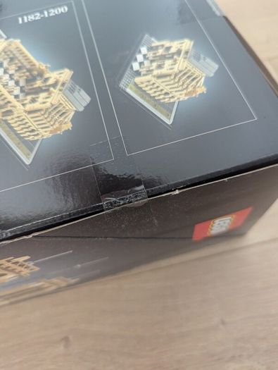 Lego Notre Dame de Paris 21061