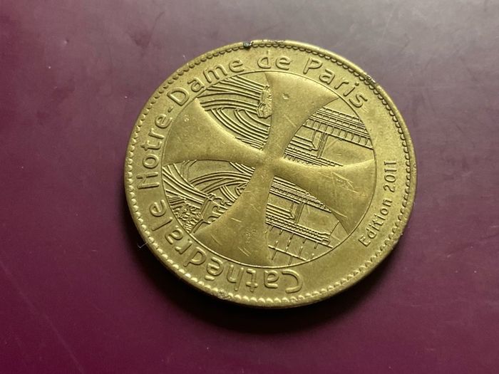 Cathedrale Notre Dame de Paris 2011 Edition Coin