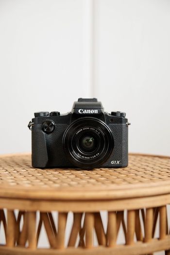 Canon Powershot G1x mark iii point and shoot with accessories