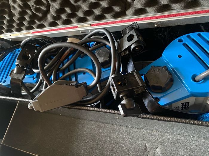 Arri 300's