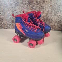 Kids NO FEAR roller skates boot skates SIZE UK 1 EU 33
