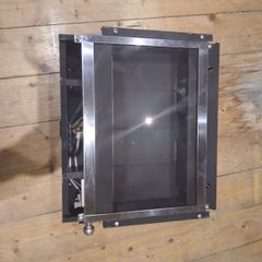 Wall mounted gas fire