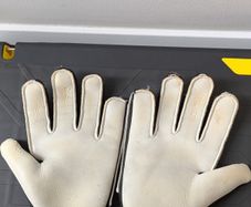 football goalie gloves