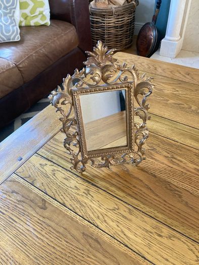 Victorian gilt framed mirror