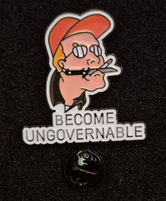 King of the hill , dale gribble , pin back badge.