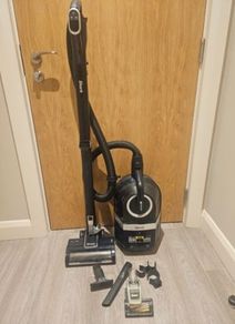Shark Hoover