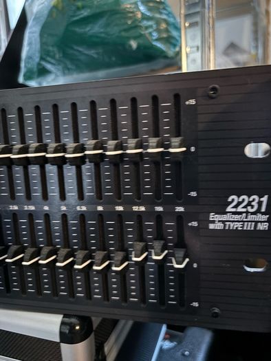 DBX 2231 EQ/Limiter