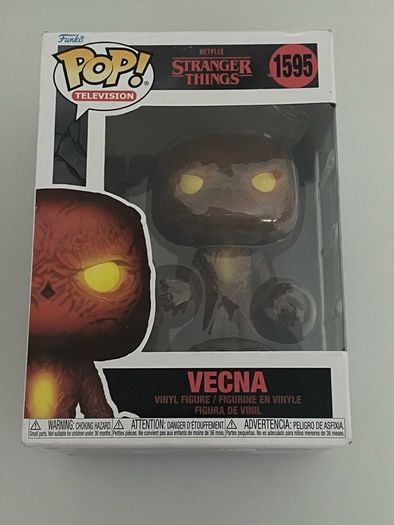 SEALED stranger things bundle x2 Funko pops and 12 inch figure