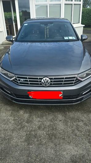 2016 R-Line Volkswagen Passat