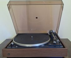 Dual 510 Turntable Record Player