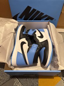 Air Jordan 1 High OG UNC uk8
