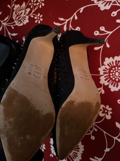 studded heel