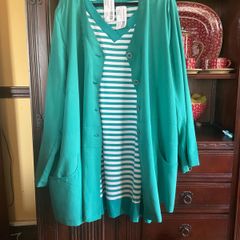 Mona Lisa of Germany  FURTHER REDUCED. two piece outfit , in Jade green, a beautiful light jacket and a matching jade and white top . Length of jacket is 35 inches and the top also