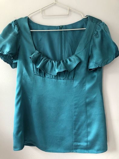 Ladies stunning top size 8