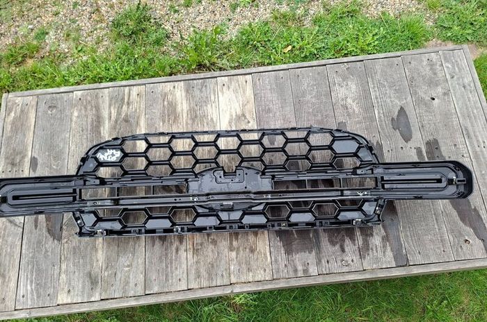 Ford Ranger Wildtrack Front Grill (New model)