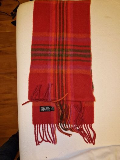 100% lambswool scarf