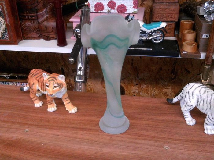 vase