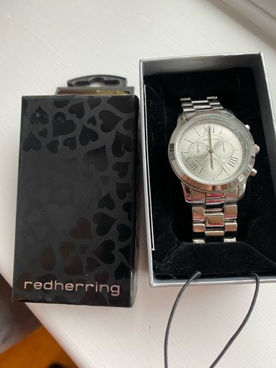 Red Herring unisex watch, silver, like new, barely used