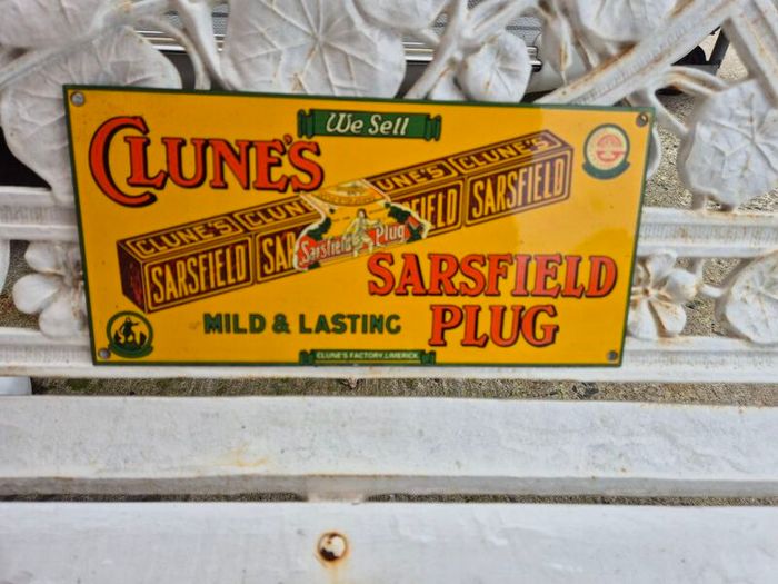 enamel sign