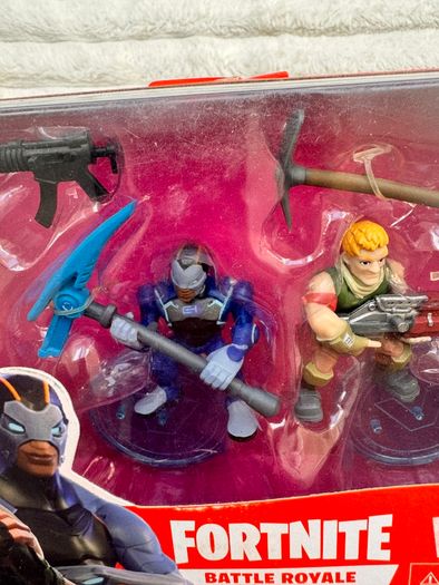 Fortnite Battle Royale Collection Sergeant Jonesy And Carbide Mini Figures Damaged Box Please see photos