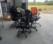 Office Chairs  FIVE EURO per chair collection only