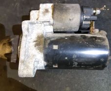 2003-2006 BMW E60 E61 525i 523i starter motor 7515390