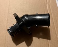 Thermostat For Toyota Lexus Part No 16031-31020