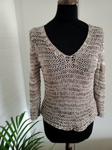 d.e.e.k  jumper brand new size 10 as all asints style