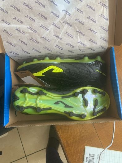 Football boots AG/HG . Size 8