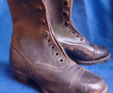 Can post unworn victorian boys shoes!