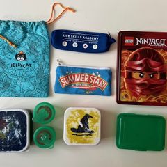 Bundle of lunch boxes and small storage
