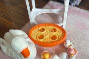 Pets alive mama &amp; baby ducks