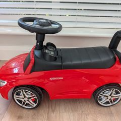 Toy car