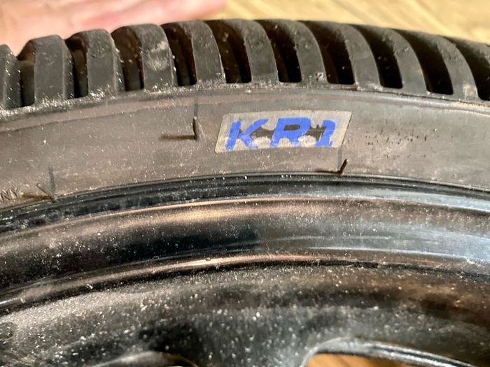Metzeler Racetec Rain tyres 120 / 180