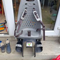 Thule Yepp Maxi child bike seat with bracket