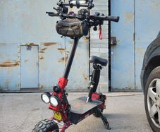 Bezior S2 Electric scooter dual motor, almost new.
