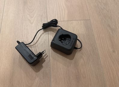 Bosch 12V Battery Charger, EU plug