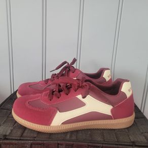 Women shoes size 38